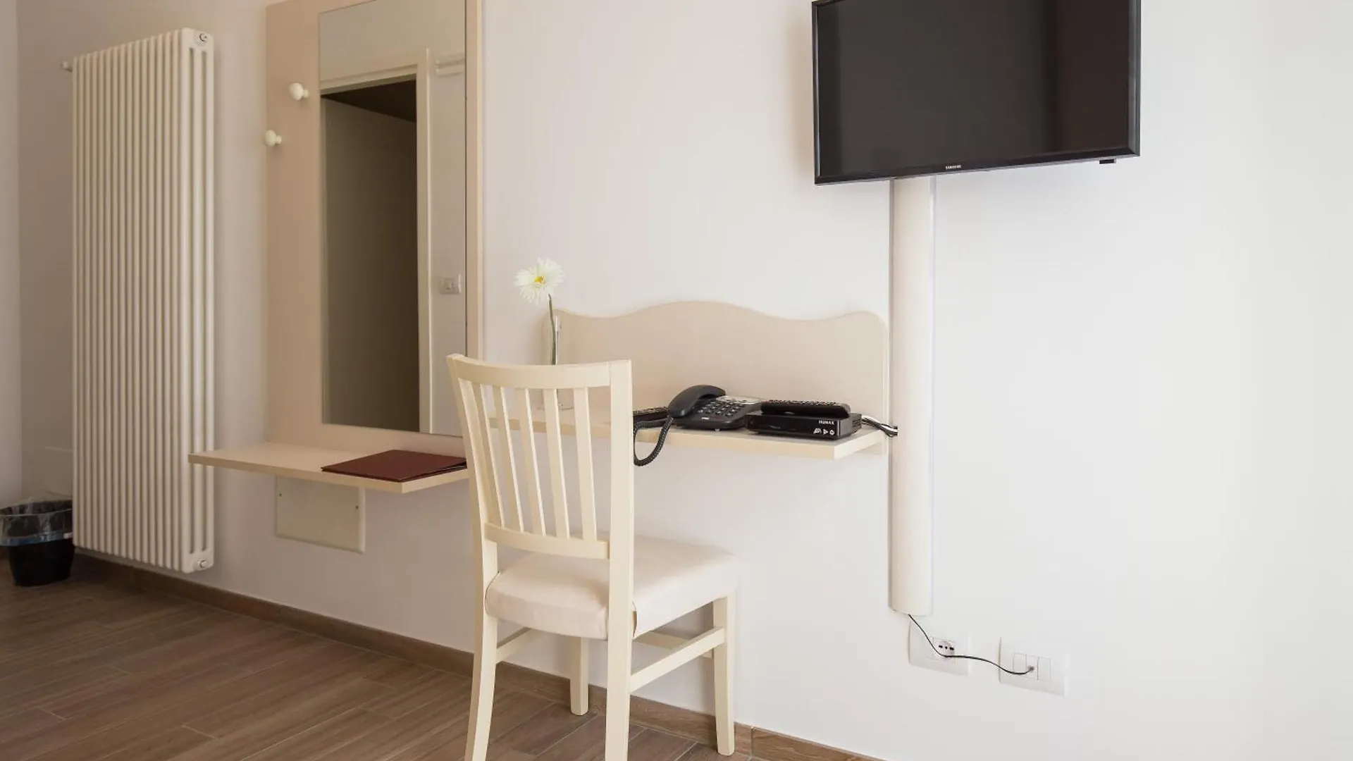 Villa Cavour Comacchio Bed & Breakfast