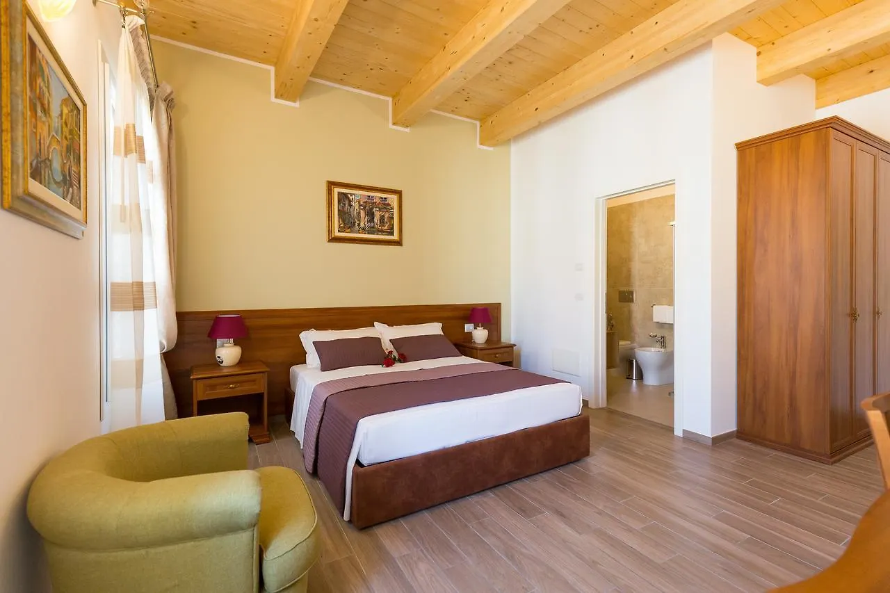 Villa Cavour Comacchio 3*,