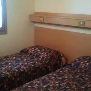 Hotel Tahiti Camping And Thermae Bungalow Park